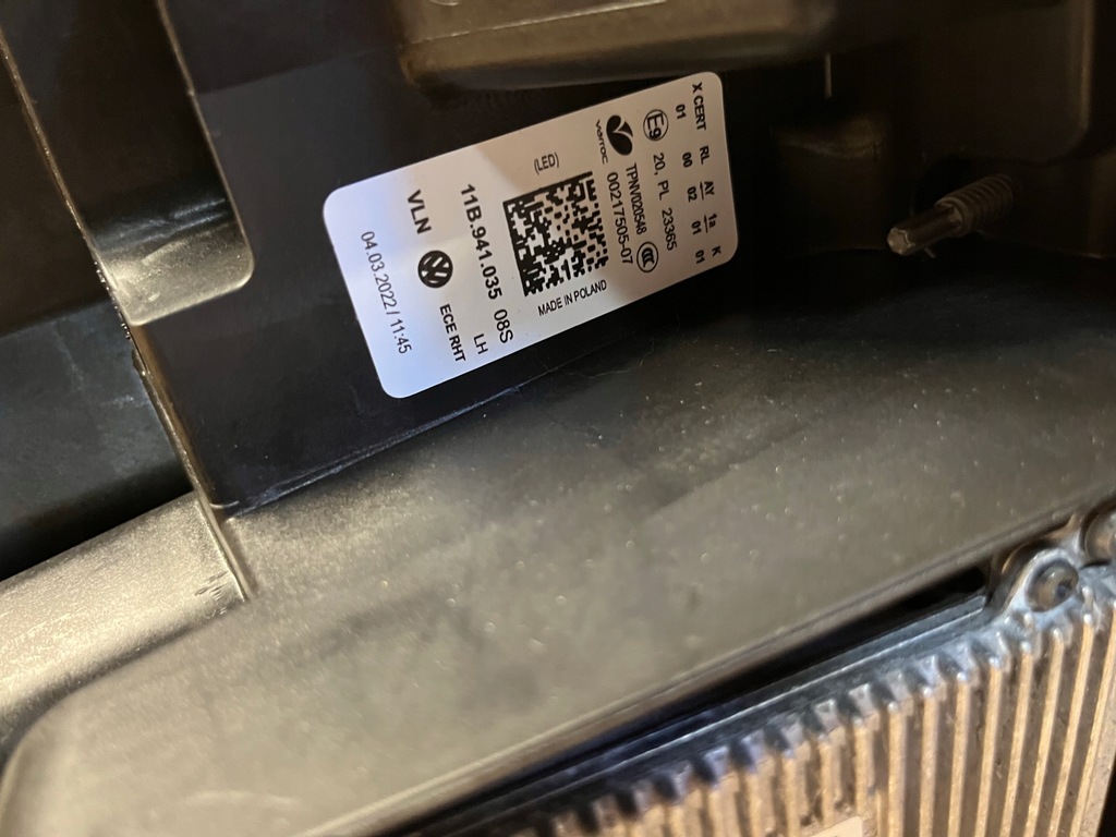 фото №16, Лампи full led vw id.4 iq.light фари перед id.4 11b941036 11b941035