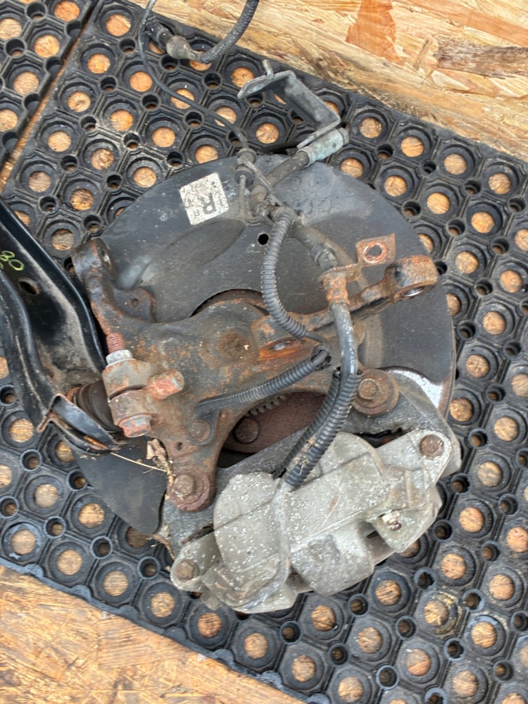 фото №8, Ford mustang mk5 4.6v8 поворотний кулак важіль