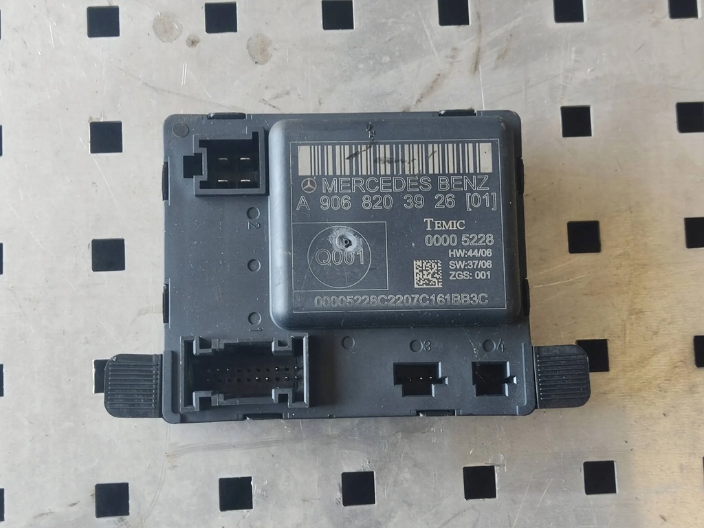 фото №1, Модуль дверь mercedes sprinter 906 a9068203926