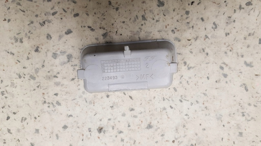 фото №2, Вкладиш попільнички peugeot 406