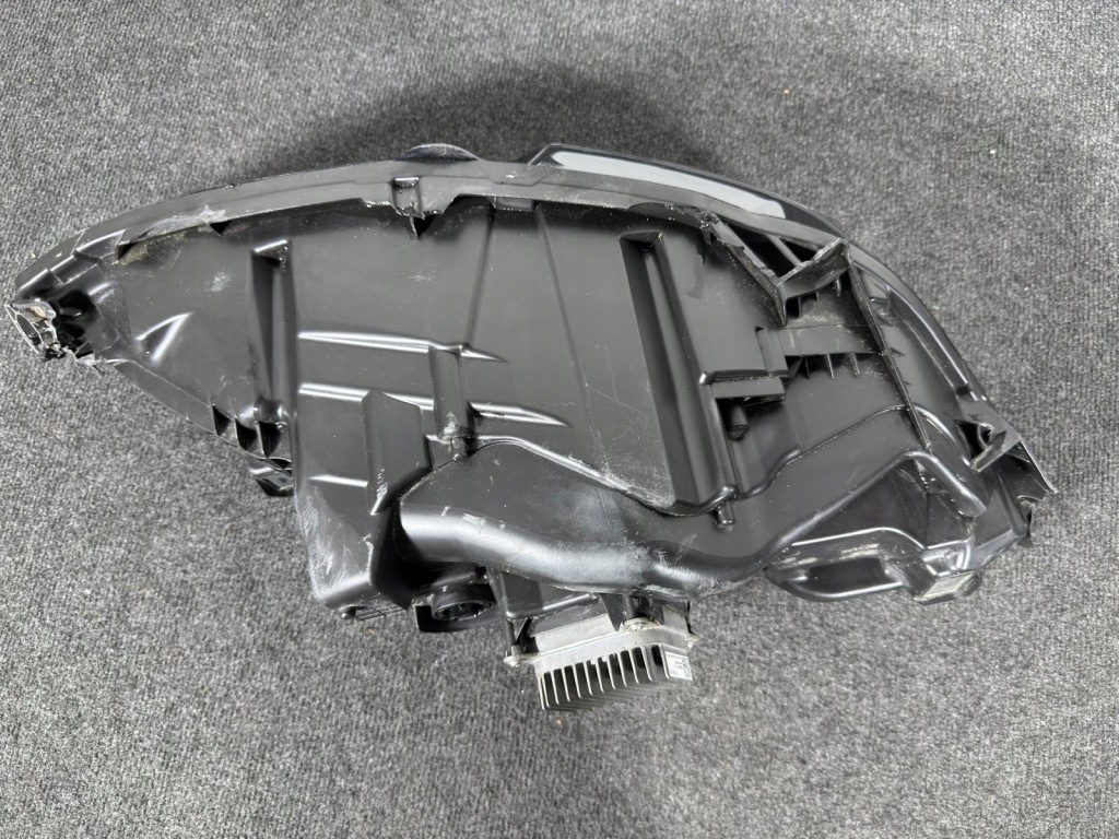 фото №11, Tesla model s лампа левая левый перед передняя plaid 1563713-95-c ładna eu