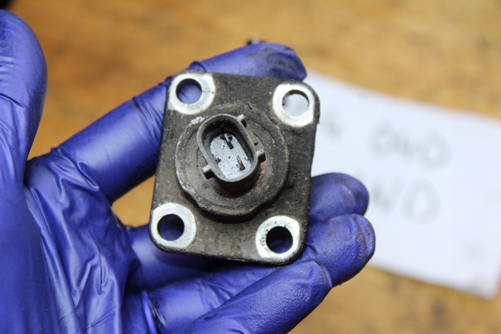 фото №13, Auris yaris corolla e12 e15 1.4 d4d 1nd датчик уровня масла