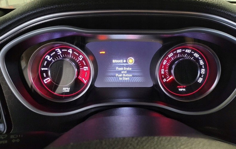 фото №7, 2015 challenger srt 6.4 счетчик приборы дисплей