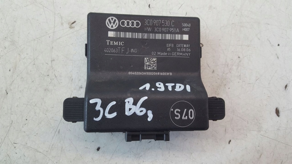 Купити Модуль шлюз vw passat b6 1,9 tdi