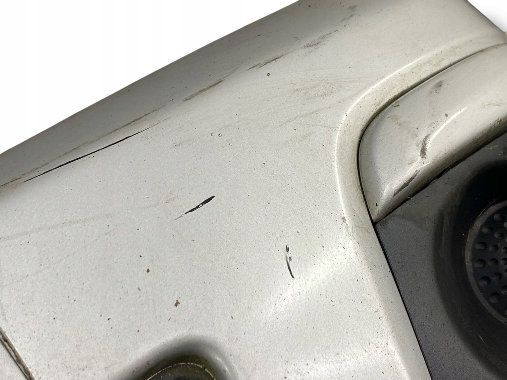 фото №8, Nissan tiida c11 1600cm3 2010 бампер передний хэтчбек