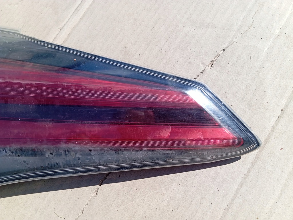 фото №7, Toyota rav4 iv lift лампа 16- задняя задняя левая w крышка внутренняя грязная!!