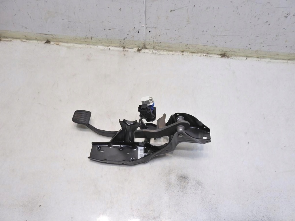 фото №8, Педаль тормоза volvo v70 iii 2.0 f 31202466