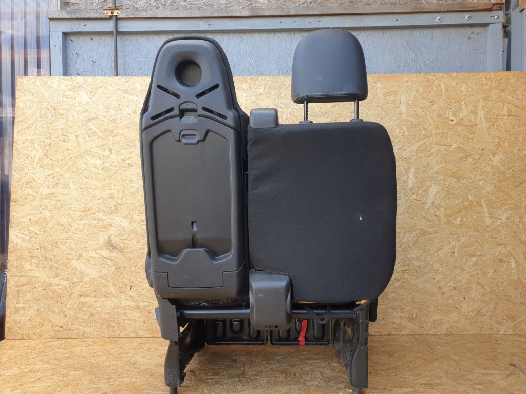 Renault trafic 3 iv сидіння лавка пасажира європа Недорого