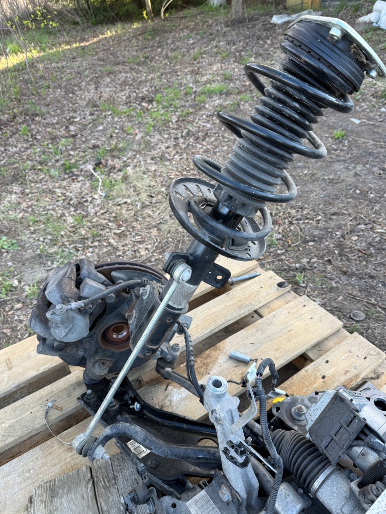 Купити Citroen c5 aircross 1.2 поворотний кулак підвіска передні праве  комплект