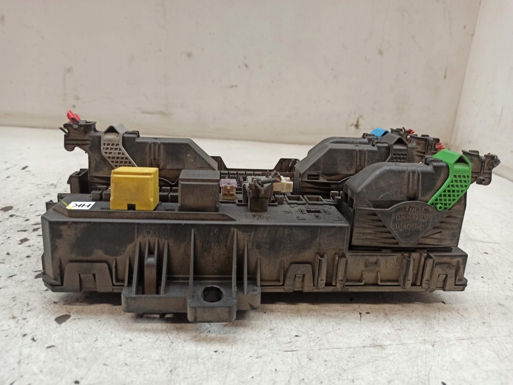 фото №6, Opel astra h 1.7cdti 04-14 коробка предохранителей bsi 13206762 5dk008669-32