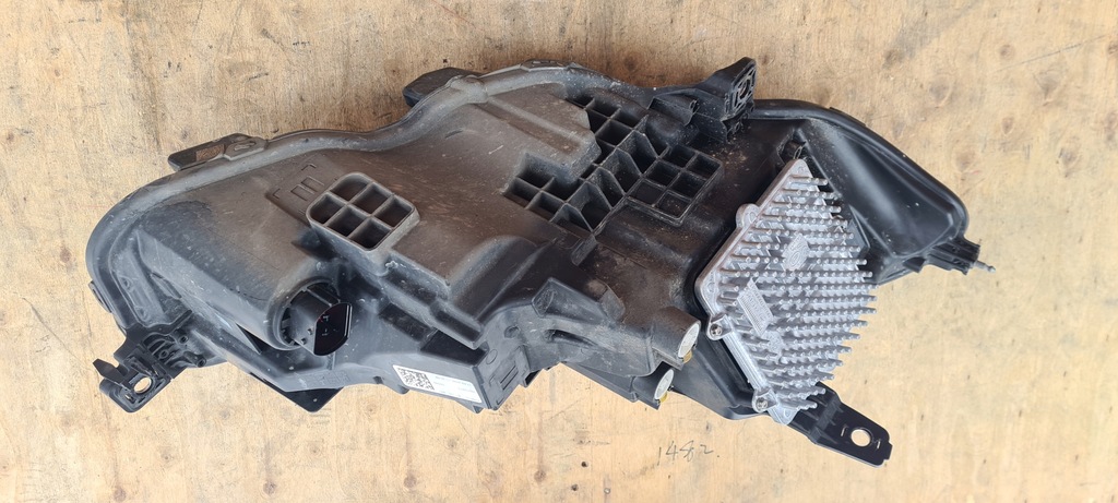 фото №16, Фара правый левый full led jaguar xe