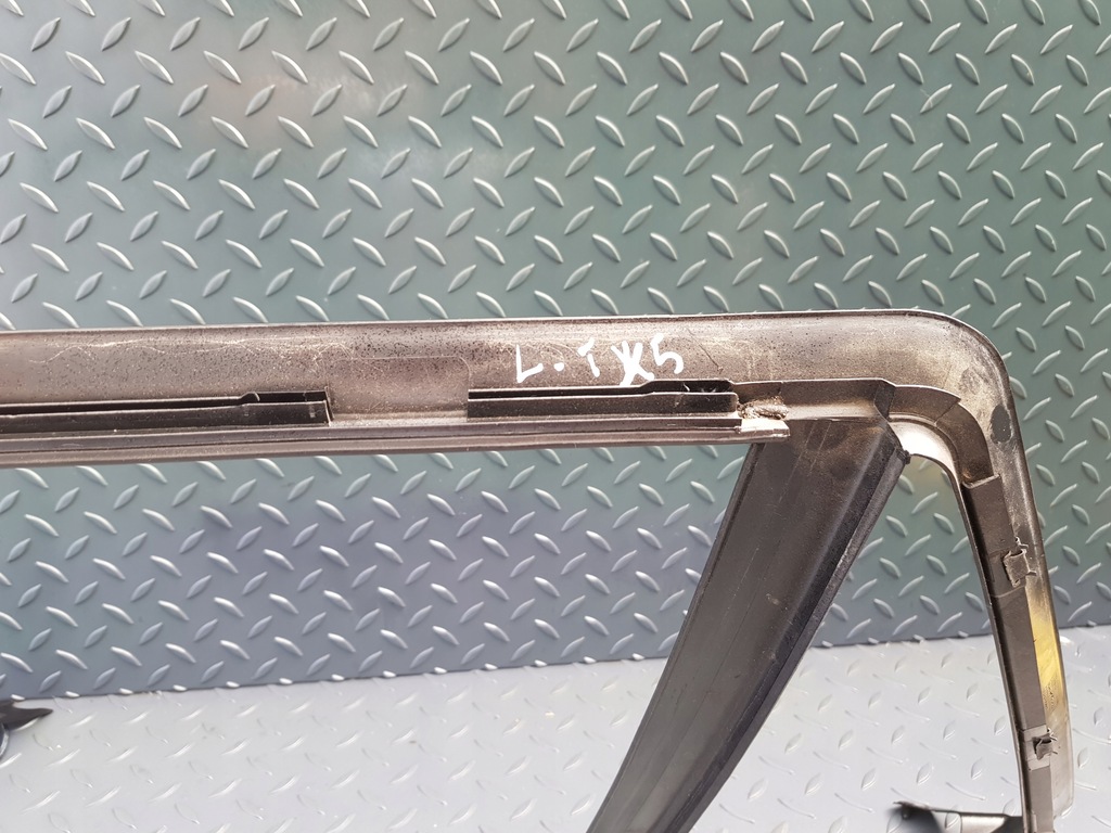 фото №9, Рамка внутренняя защита рамы стекло дверь левый задняя 8 402 563 bmw x5 e53