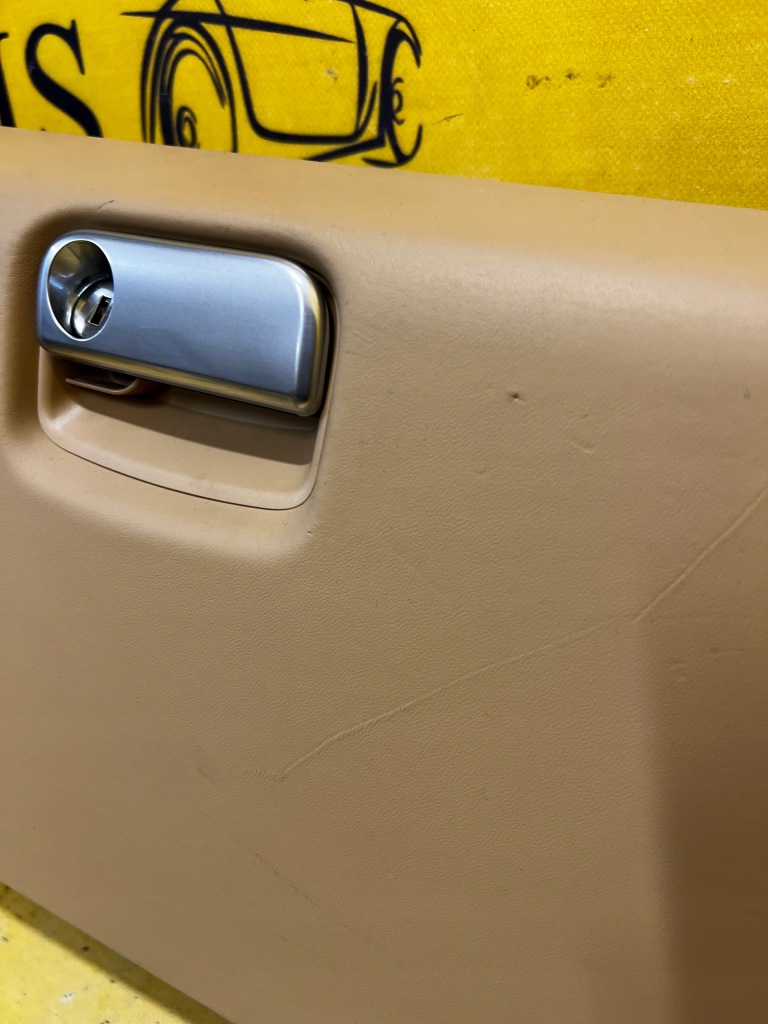 фото №8, Бардачок панелі пасажира porsche 991 911 gts lift