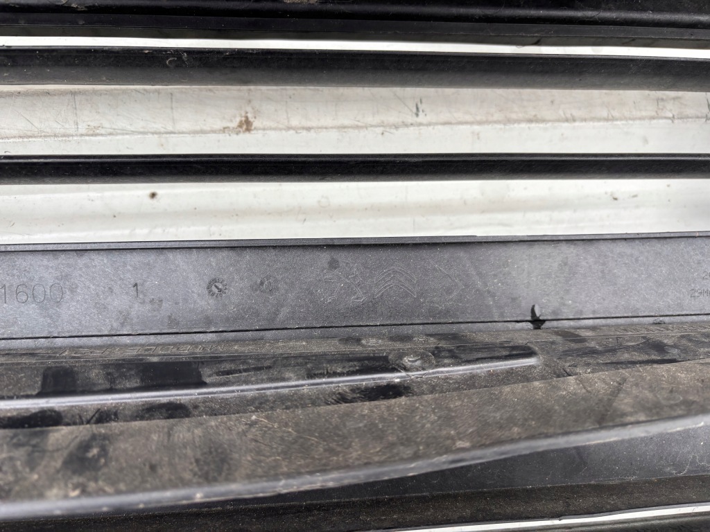 Peugeot 208 2008 2 2 corsa руль воздуха шторка жалюзи Киев