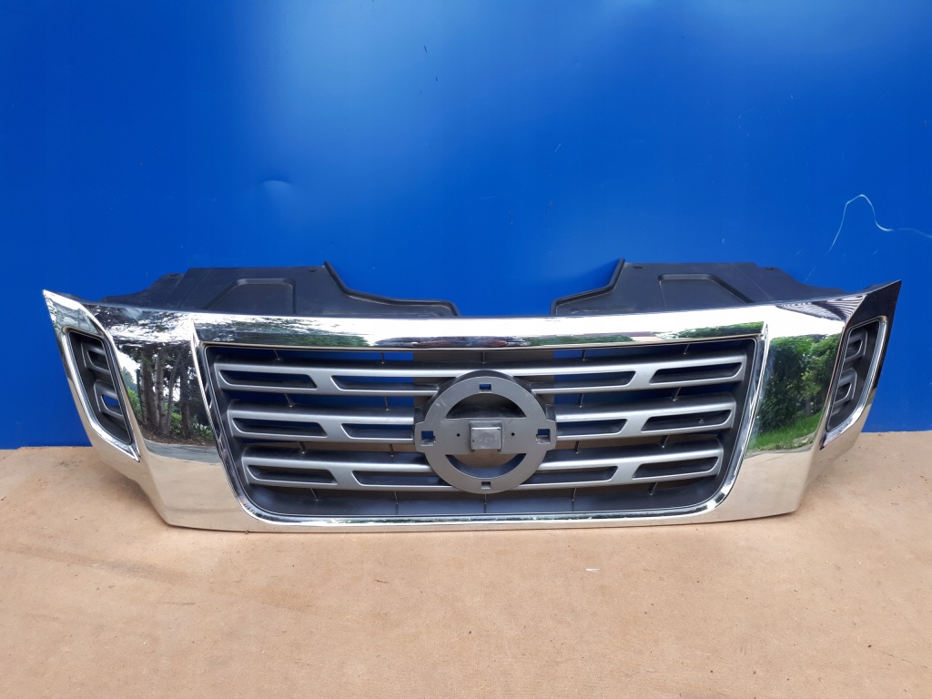 фото №1, Nissan navara np300 2015- 15- решётка радиатора решётка радиатора перед