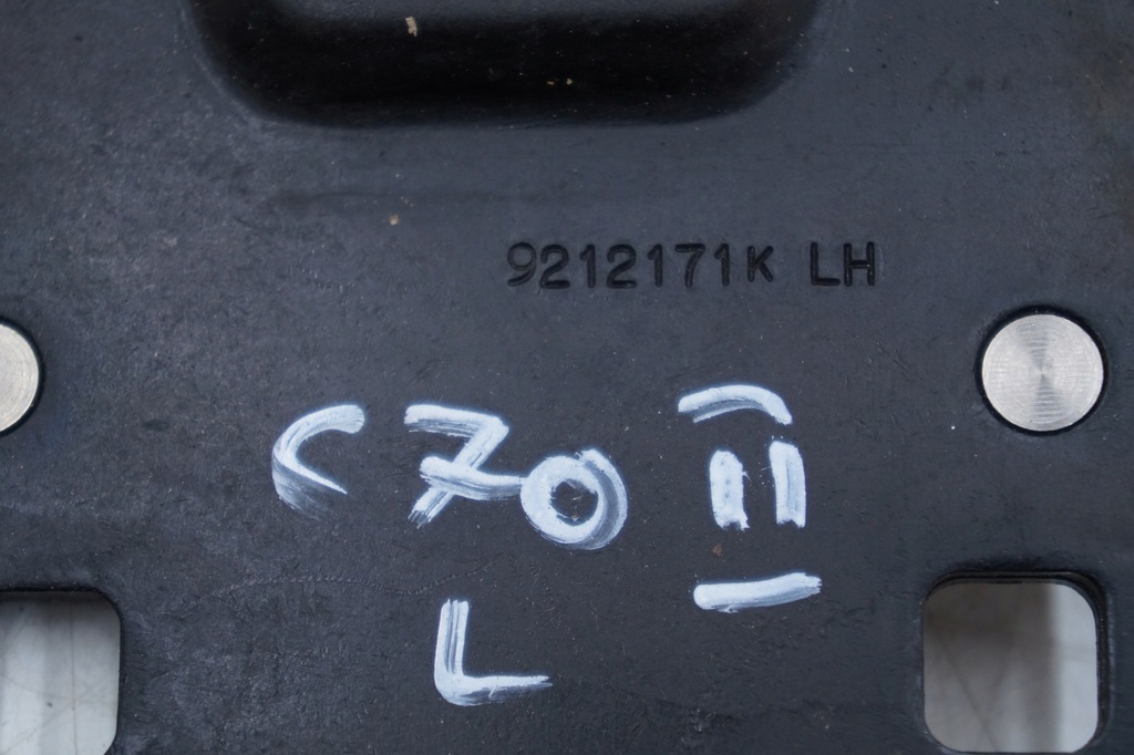 фото №5, Volvo c70 ii комплект левый правый cabrio блокировка крыша 9212172k