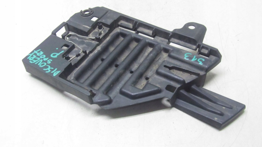 фото №3, Land rover discovery sport l550 направляющая pod фара левый 00183541