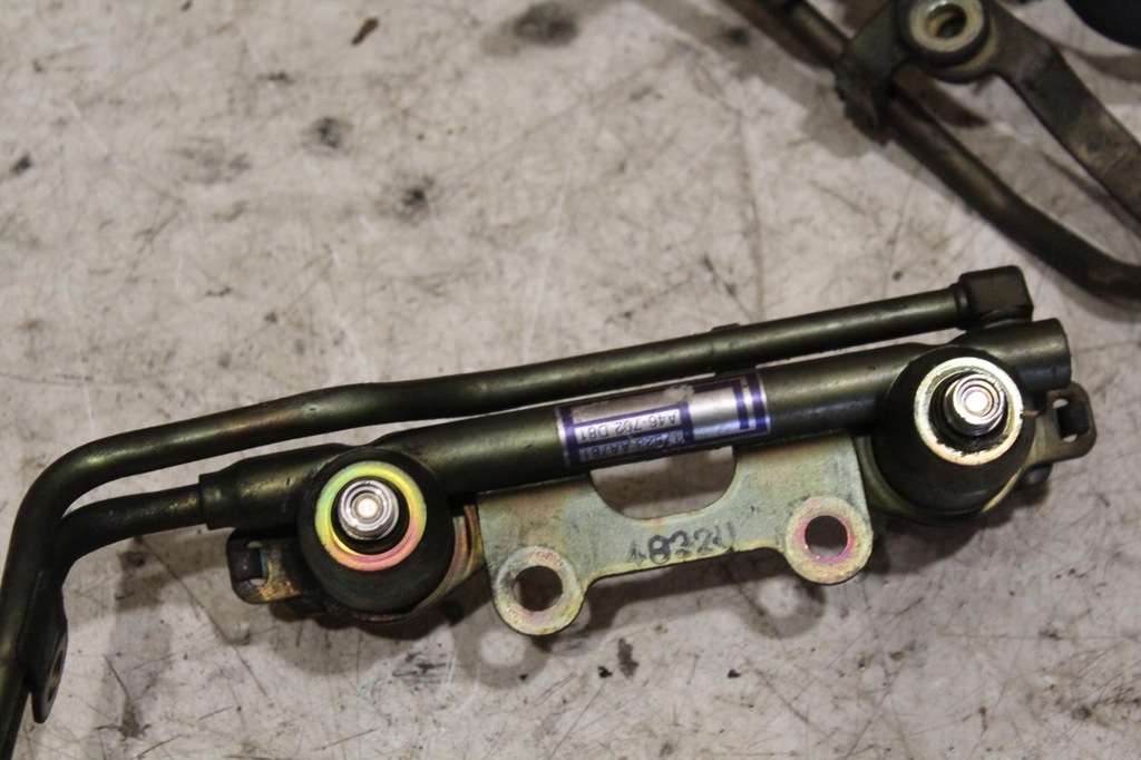 фото №8, Форсунка топлива subaru forester ii sg 2.5xt 17523aa781