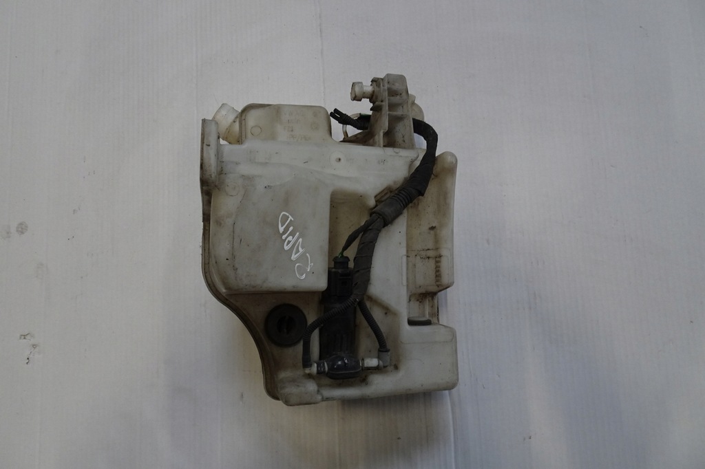 фото №1, Vw polo v fabia iii rapid - бак омывателя помпа