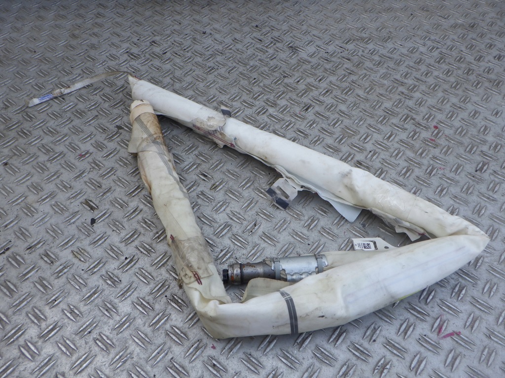 фото №6, Шторка безопасности правая toyota aygo x 22- подушка безопасности