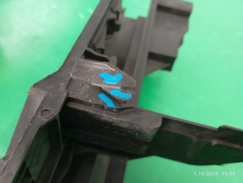 фото №7, Корпус рамка радиатора bmw 7 f01 f02 bmw 5 f10 f11 7804617