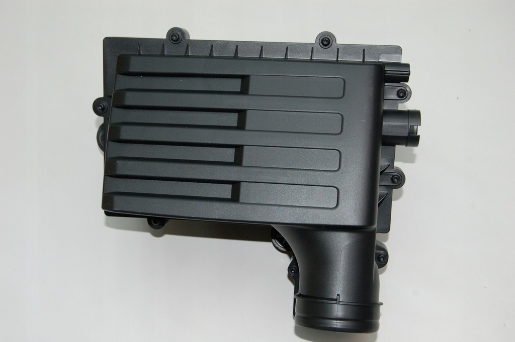 фото №13, Корпус фильтра воздуха kpl. с фильтром audi a3 1.8 13-