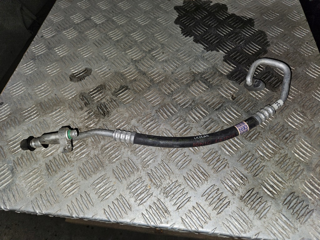 фото №1, Hyundai ioniq 1.6hyb.16-21 шланг кондиционера