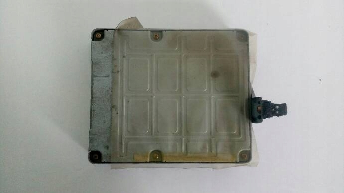 фото №10, Бортовий комп'ютер блок керування toyota yaris i 1.0 89661-52060