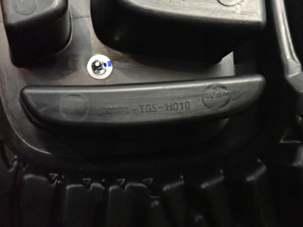 фото №2, Решітка радіатора honda jazz ii 08-11