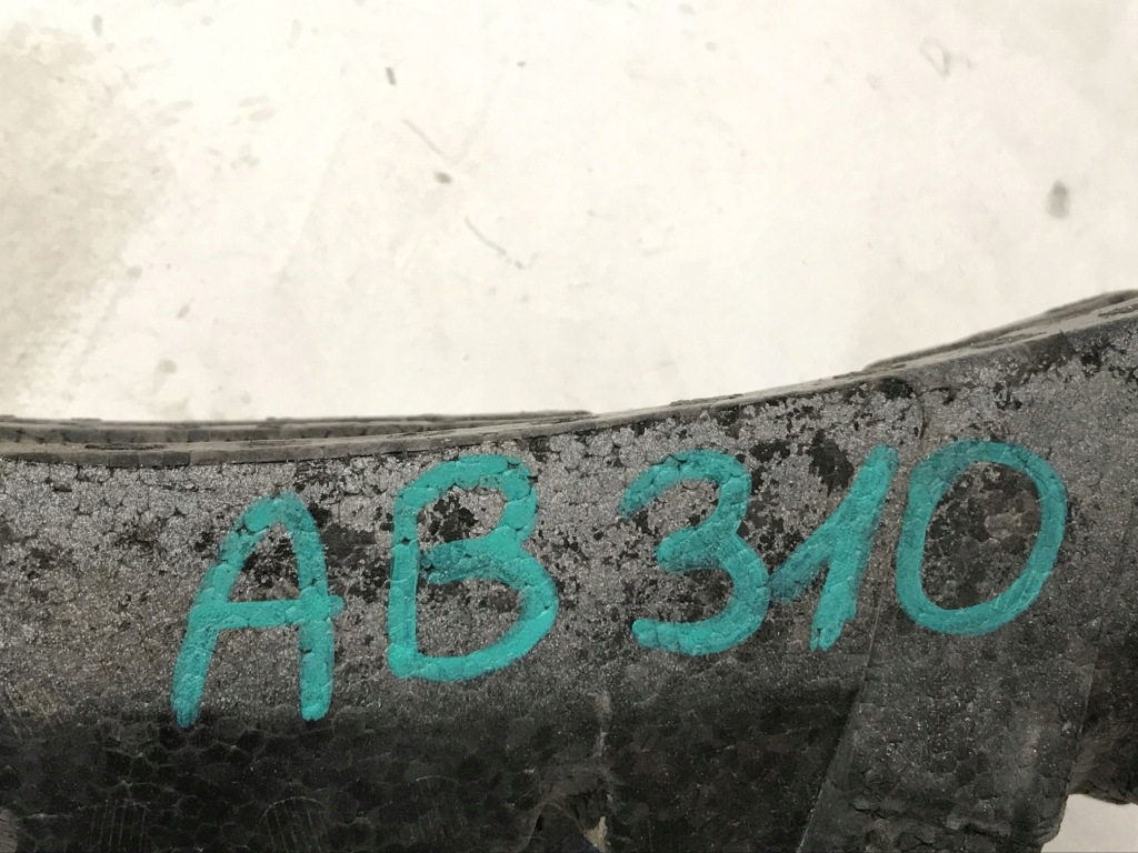 Абсорбер бампера перед mercedes a169 a1698850037 Зі Шроту