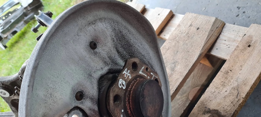 фото №7, A4 b9 8w zarotnica ліва сторона важелі важіль задня 8w0505431t a5 8w