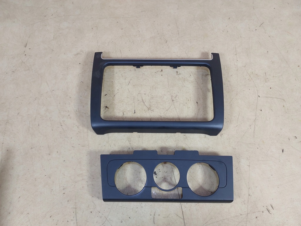 фото №1, Polo v 6r рамка консолі радіо 09-