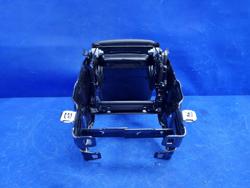 фото №7, Audi a5 8t подлокотник чёрный кожаный оригинал 8k0864283