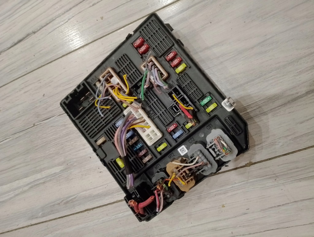 фото №1, Модуль usm jr95 scenic iii megane iii 284b62342r