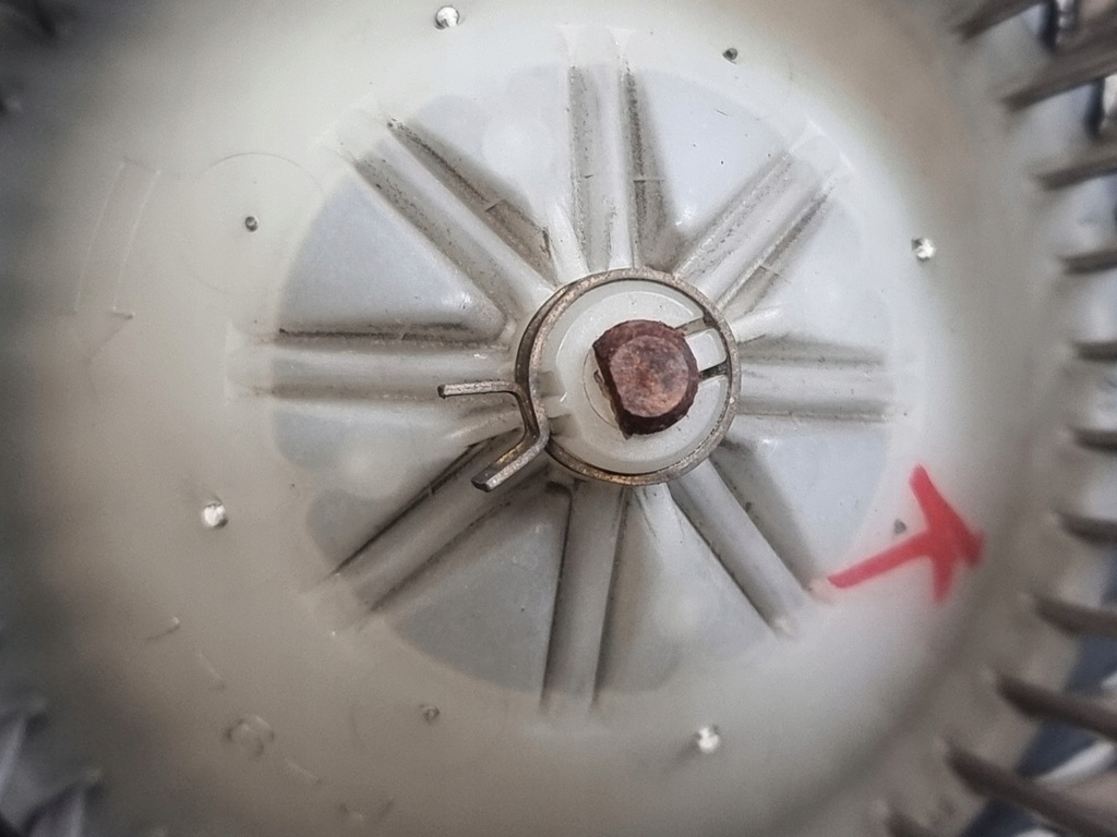 фото №10, Вентилятор обдув повітродувка оригінальний номер 194000-0821 toyota yaris i