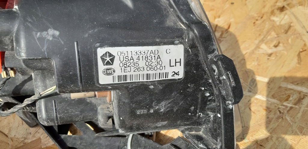 фото №8, Лампа передня chrysler voyager 11-18r caravan kpl