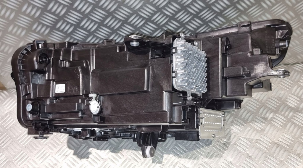 фото №10, Bmw x1 u11 лампа правая перед full led nowa комплект