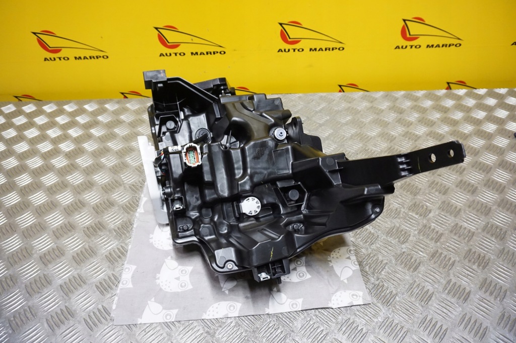 Nissan frontier 2025 -фара лампа правая led америка Оригинал