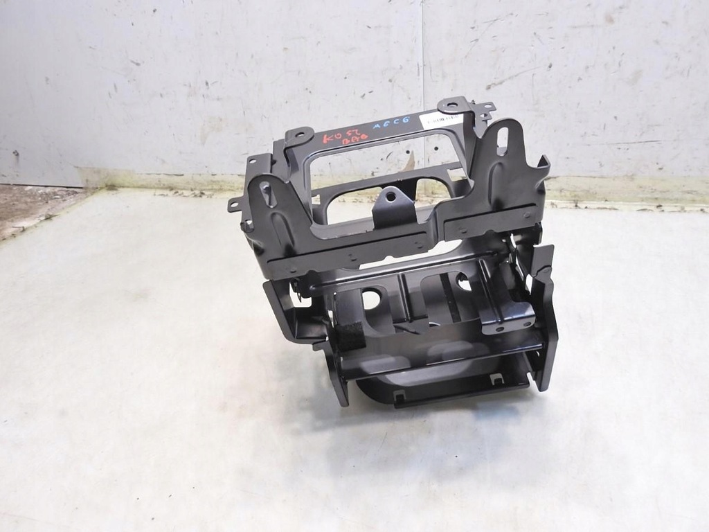 фото №3, Рамка каркас радио audi a6 c6 4f0035209