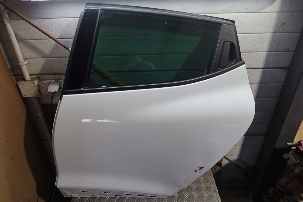 фото №1, Двері лівий задня clio iv hb