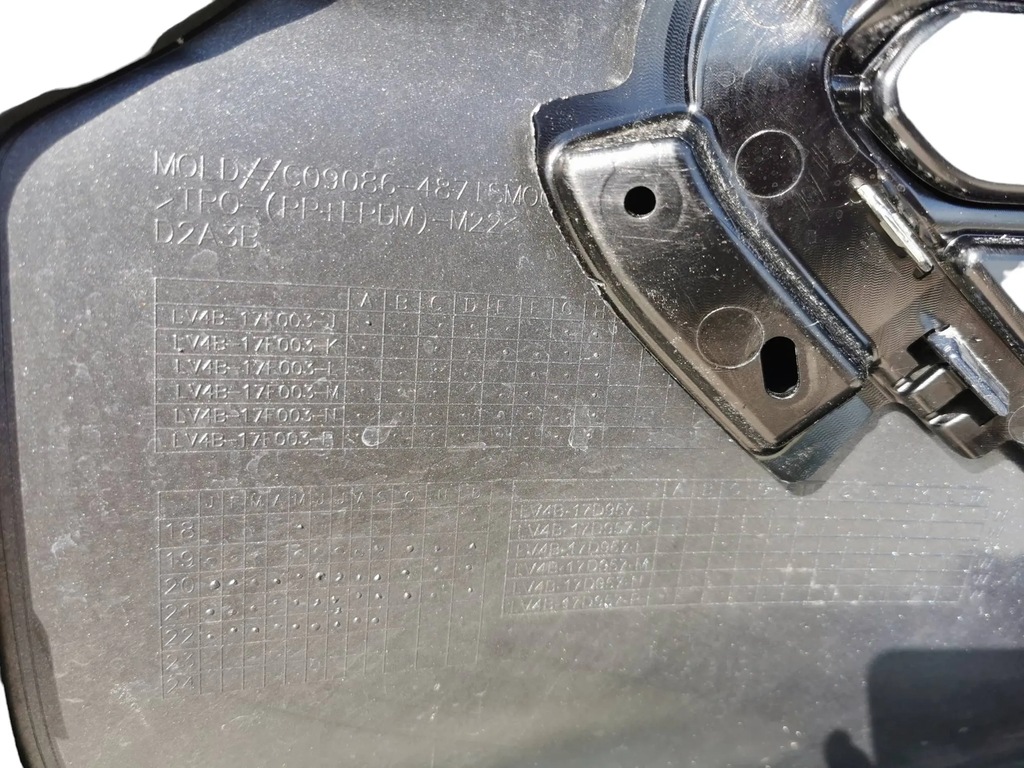 фото №16, Бампер, решётка радиатора, решётка радиатора, решётка средняя ford kuga mk-3 69.