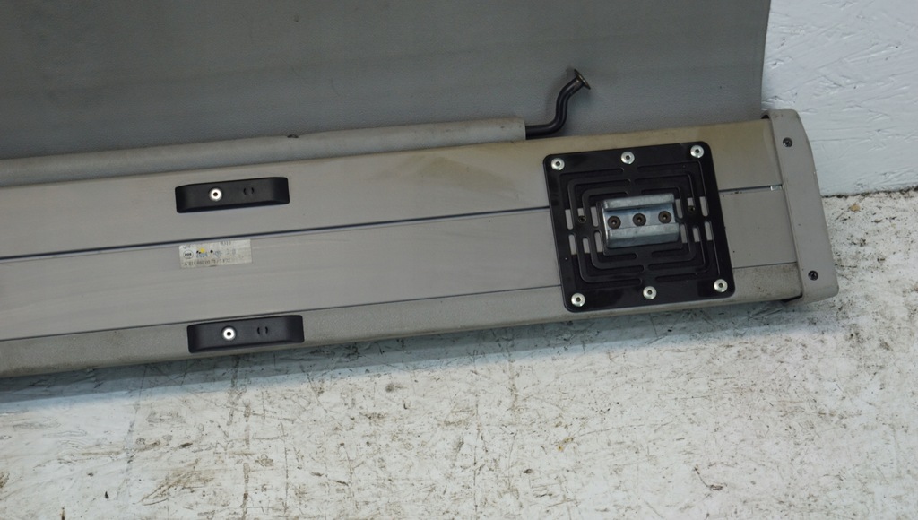 фото №15, Шторка багажника mercedes-benz оригинальный номер a2118600075