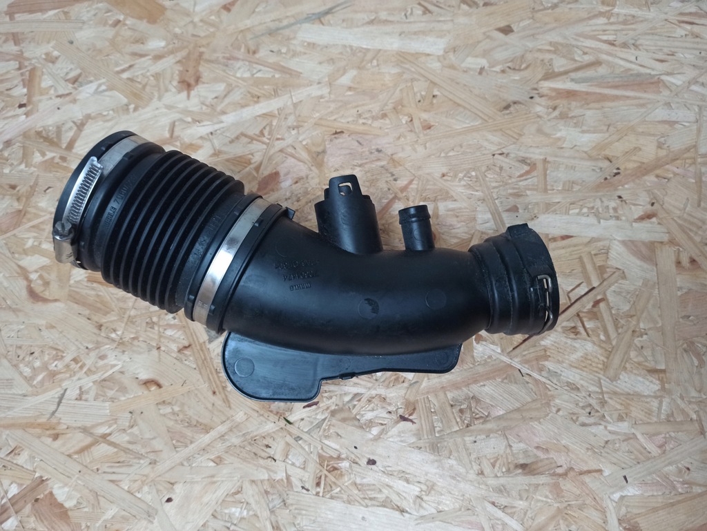 фото №1, Шланг труба резонатор повітря bmw 70604474