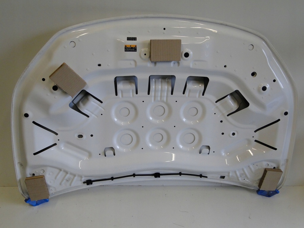 Купити Mercedes капот кришка двигуна білий 149 gla 247 h247 eqa 243 h243