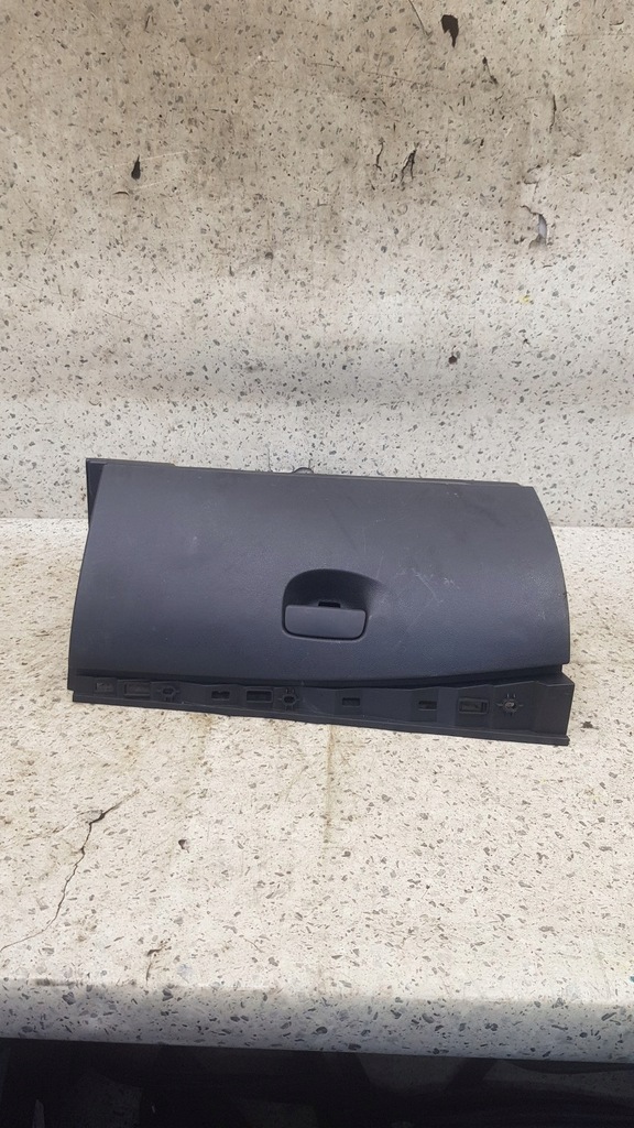 фото №1, Бардачок renault megane iii 681080008r