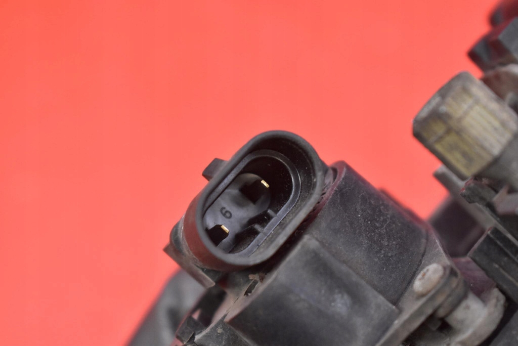 фото №7, Противотуманная фара правый перед передний 8121002051 toyota corolla e12 00-08