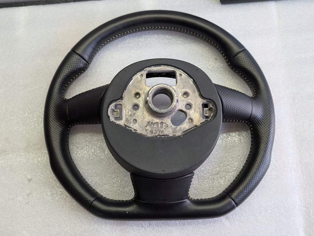 фото №11, Воздуховод многофункциональный audi a3 8v s-line 8v0419091r