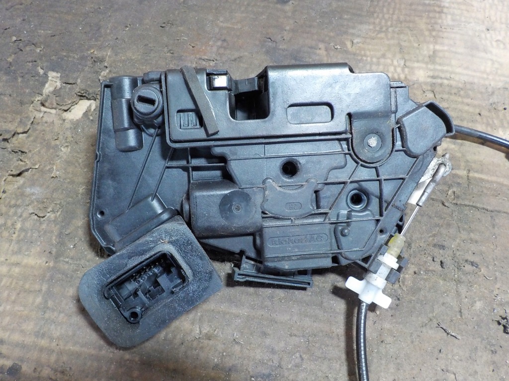 фото №3, Vw golf vii замок двері правий задня 7pin