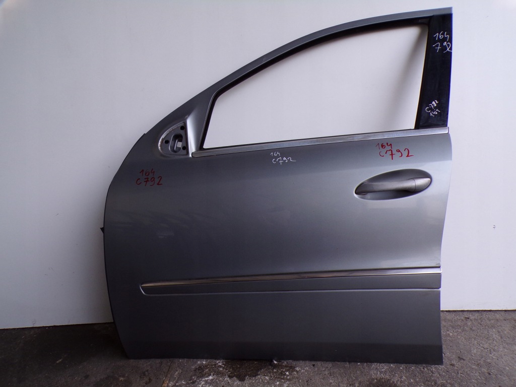 Купити Двері ліва лівий перед mercedes w164 ml рестайлінг  c792