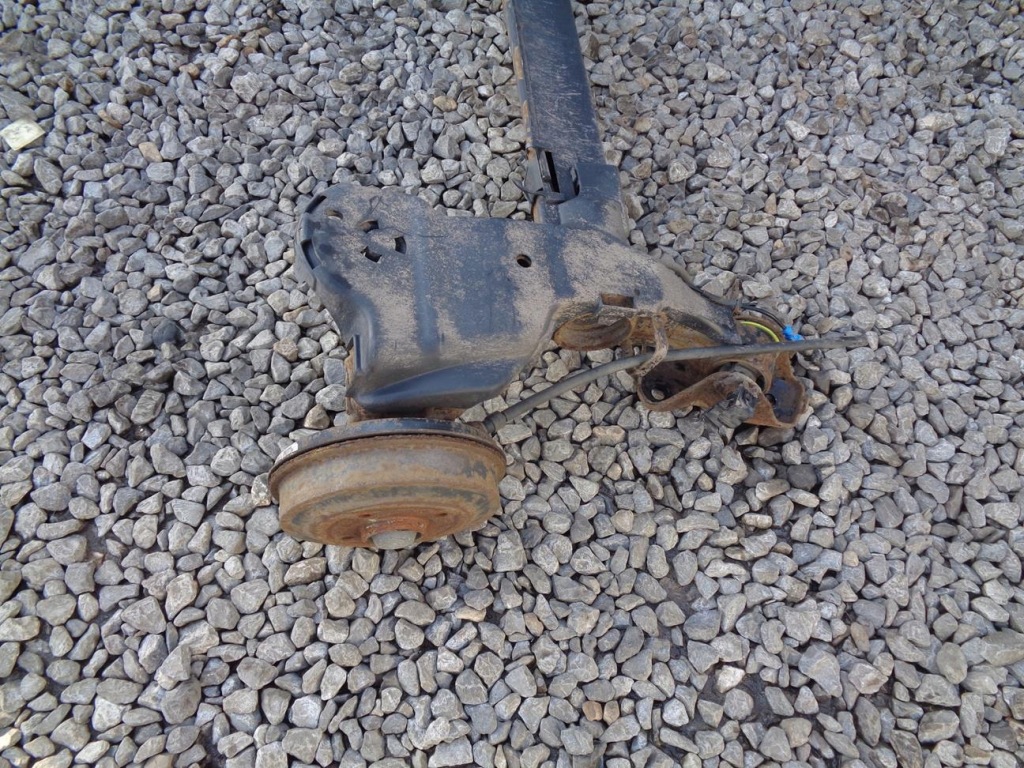 Купить Балка подвеска задняя задняя oś тормозные барабаны citroen c-elysee peugeot 301 2012-